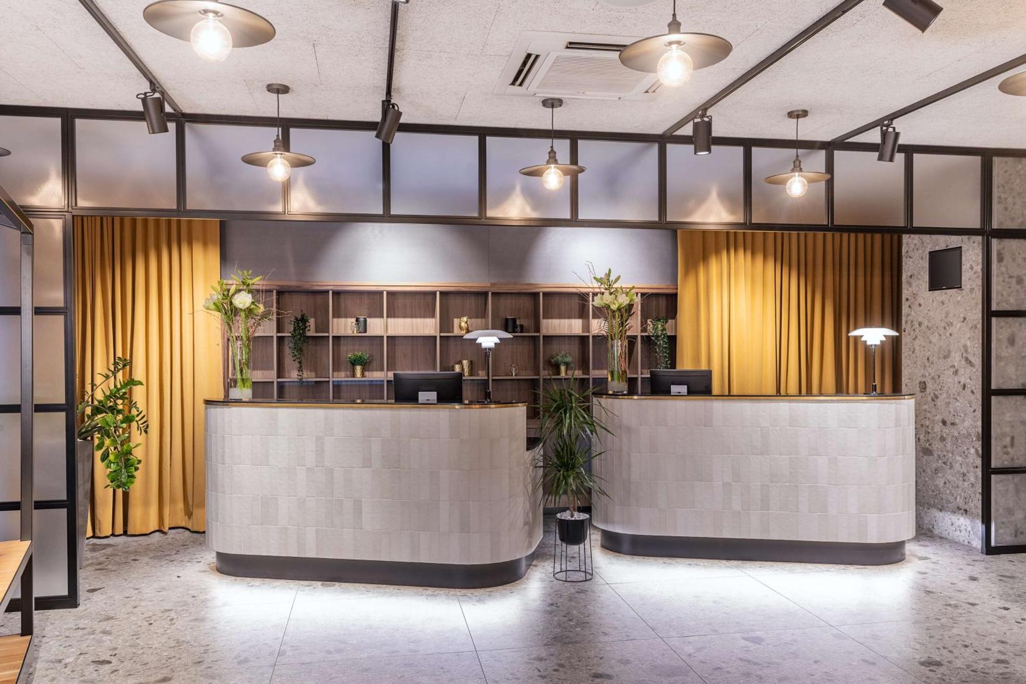 Nh Hamburg Altona Hotel Exterior photo