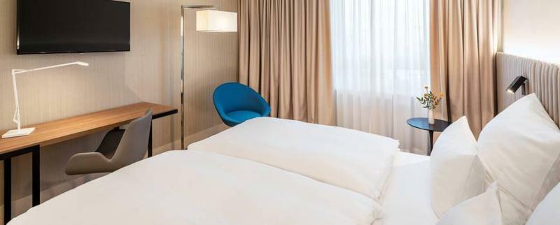 Nh Hamburg Altona Hotel Exterior photo